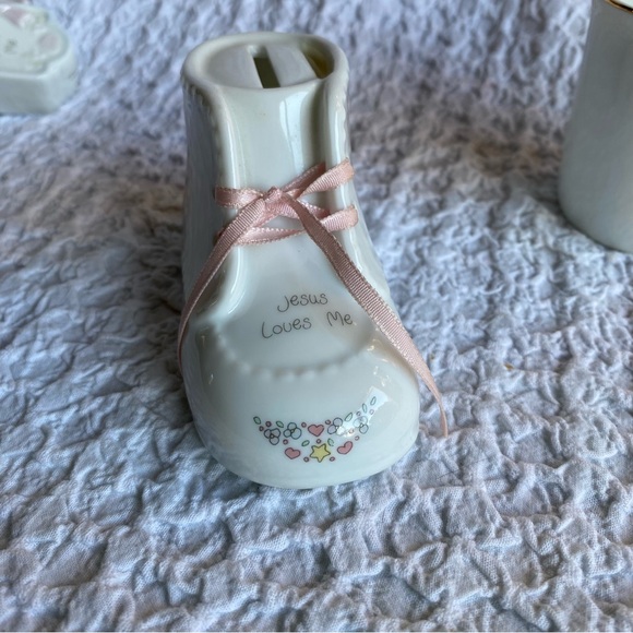 Vintage Enesco Precious Moments night lite Jesus Loves me figurine lot - Picture 4 of 13